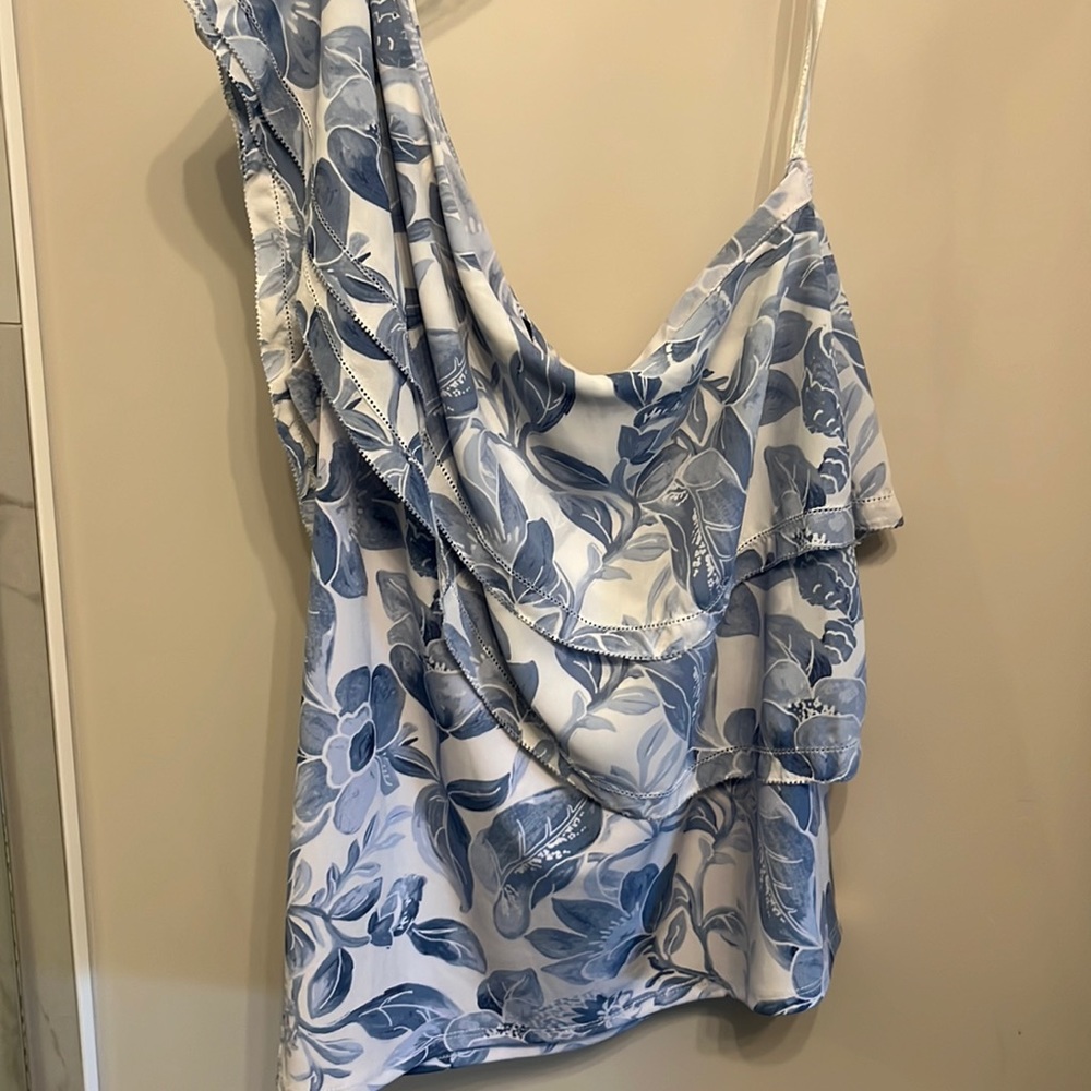 White House Black Market off Shoulder Top, S - M, Never Worn, Tags on.